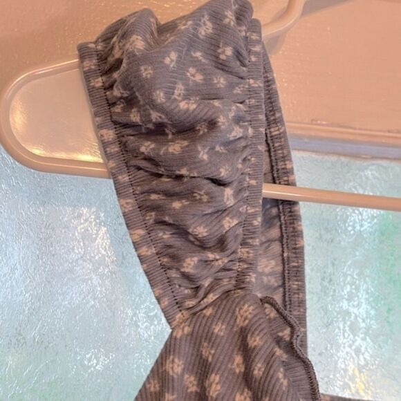 Wild Fable Women’s Light Blue Floral front tie Tank top bodysuit size m - Picture 5 of 6